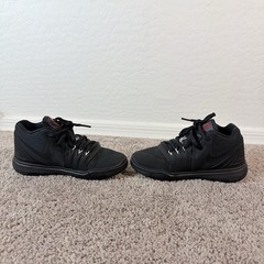 Nike Kyrie Flytrap 2 GS Basketball Shoes Black Size 2Y AQ2458-016