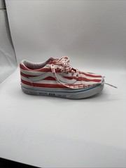 Vans x Where’s Waldo Striped Old Skool Sk8 Kid’s Size 2.5 Sneakers Red White