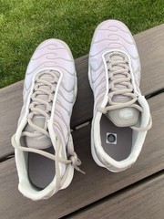 CD0609-035 Nike Air Max Plus – Size Y7 / W8.5 Brand New In Box