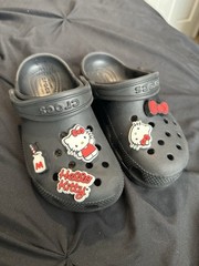 Kids Black Crocs With Hello Kitty Jibezt