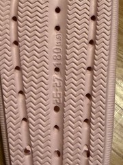 Youth Pink Orthopedic Cloud Slides Sized As 26-27 (kids Size 10) 8-10yo NWOT