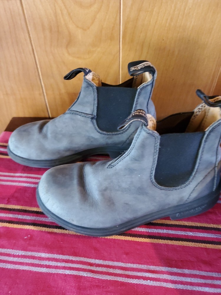 BLUNDSTONE CHELSEA BOOTS KIDS SUEDE SIZE 13