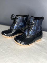 Epicstep Boots Kids Size 8 Black Blue Camo Duck Boot Rain Snow Lace Up Rubber