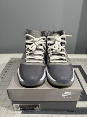 Air Jordan 11 Retro 2021 Mid Cool Grey GS Size 4Y