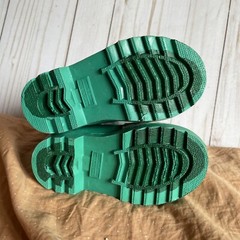 CHEROKEE RUBBER ALLIGATOR RAIN BOOTS SIZE SMALL ( 5-6)