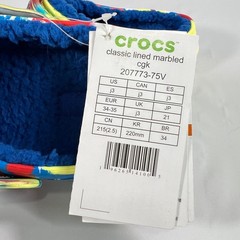 Crocs Kids‘ Classic Lined Marbled Clog Sulphur/Multi Tie-Dye Blue Fur Size 3