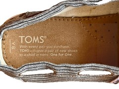 New Without Tags Toms Bimini Gray Chambray Skull Crossbones Stripes Y6