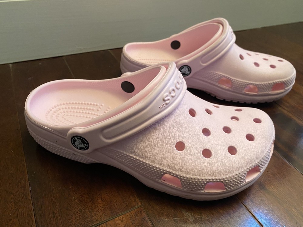 Crocs Classic Clogs Light Pink Color Kids Size J5 Pre-owned