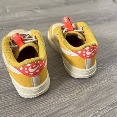 NIKE Air Force 1 Toggle SE Size 8 Child Ochre Summit White Pearl