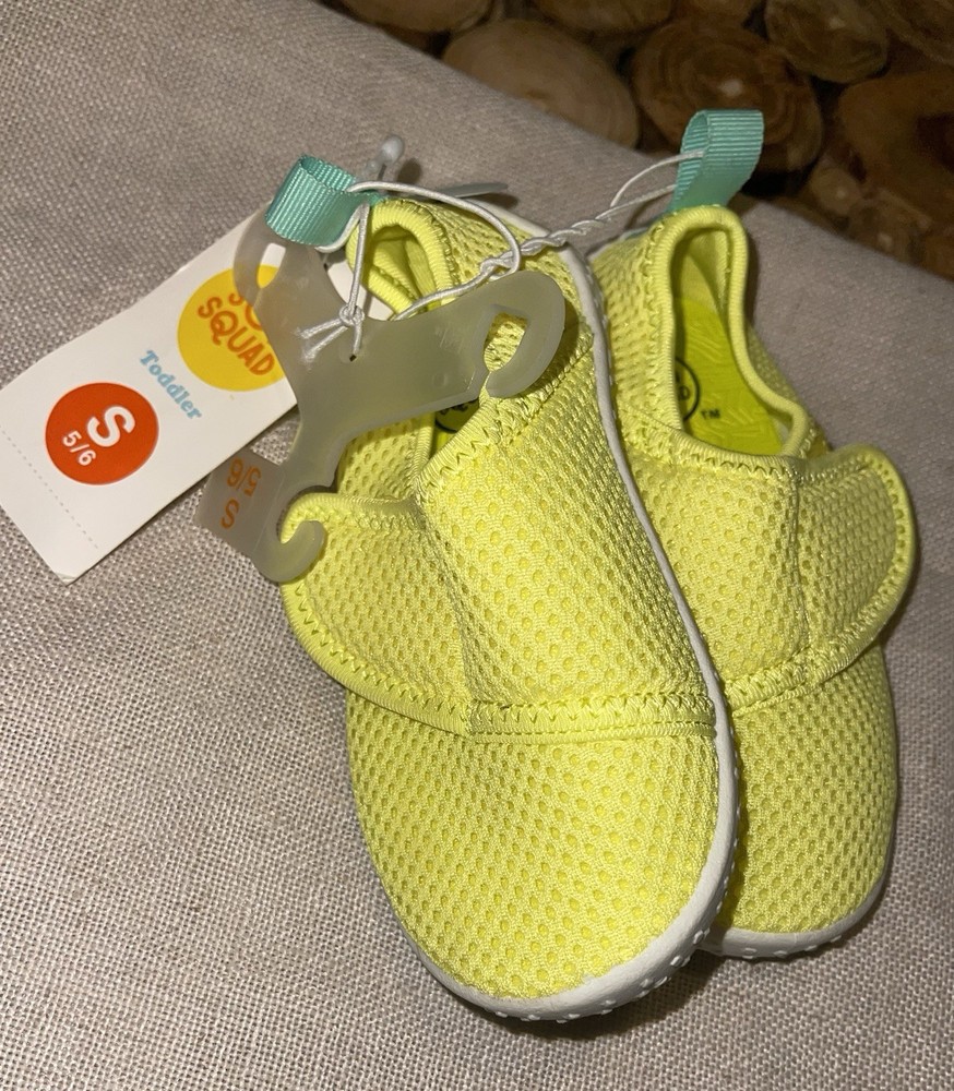 Water Beach Shoes NWT Toddlers Little Kids S 5/6 Yellow Aqua Harley Easy on -off