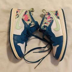 Jordan 1 Mid Kids High-Top Leather Sneaker Blue/White/Green/Pink US 9C