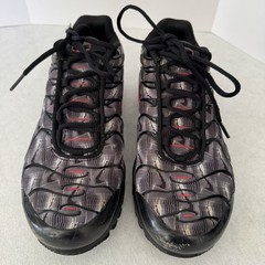 Nike Air Max Plus TN Topography Pack Black & White 7Y Running Shoes DJ4622-001