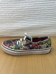 Vans Marvel Female Superheroes Low Top Lace Up Shoes Kids Size 2