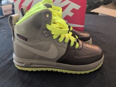 NIKE LUNAR FORCE 1 SNEAKERBOOT GS US4.5Y UK4 EUR36.5 CM23.5