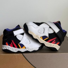Nike Air Jordan 8 Retro ‘Three Peat’ Toddler Sneakers 305360-142 – SZ 5 C