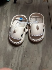 American Exchange Kids Beige Shark Cloud Slides Clogs