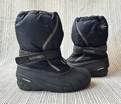 Sorel Youth Flurry Size 6 Black Gray Snow Boots Insulated Waterproof NY1965-016