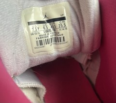 Jordan 12 Dynamic Pink Size 7.5Y