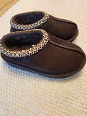 Kids Uggs Tasman II- NWOT. Never Worn (NO BOX) Size 10