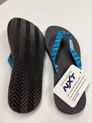 Cleansport Aruba Kids Flip Flops Sandals Size 4 NWT Blue Stripe Boy Girl