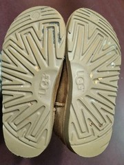 UGG Kid’s Classic II 1017703K Brown Suede Boots Size 3