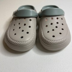 Kids Dinosaur Croc Style Clogs Sandals with Charms Beige Blue Size 28 29