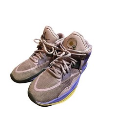 Nike Kyrie Infinity GS Amethyst Wave Youth Size 4Y Basketball Sneaker DD0334-500