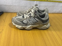 New Balance 9060 Grey White Athletic Sneaker Unisex Kids US 3 PC9060GY