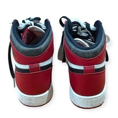 Size 5.5 (GS) – Jordan 1 Retro OG High Chicago Lost & Found