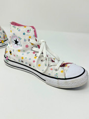 HELLO KITTY Converse Chuck Taylor All-Star Hi Top Junior US 4