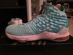 Nike LeBron 17 South Beach Size 7y