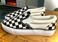 NEW UNISEX MUDD BLACK/WHITE CHECKERED SLIP ON SKATER SHOES SNEAKERS WOMENS SZ 7