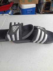 Kids Size 6 Adidas Black/White Slide Sandals Adjustable Hook & Loop Closure