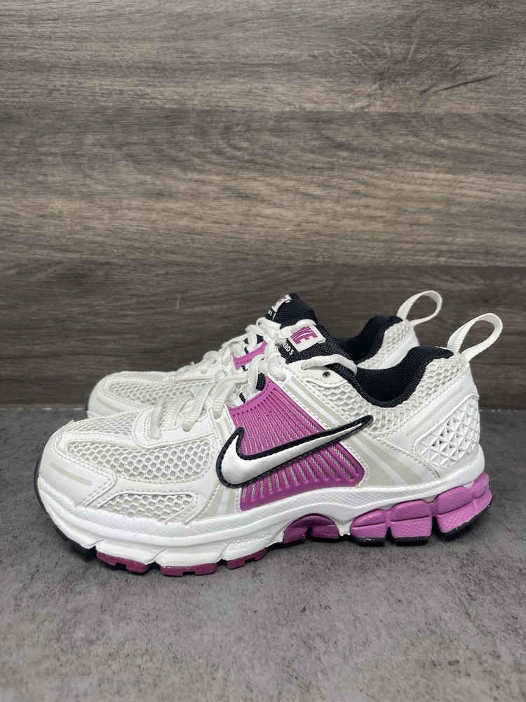 Nike Vomero 5 Sneakers Kids Size 2.5Y White Pink Fuschia HF6998-102