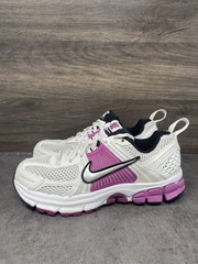 Nike Vomero 5 Sneakers Kids Size 2.5Y White Pink Fuschia HF6998-102