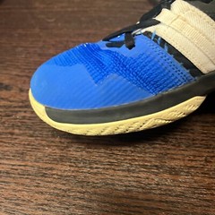 Nike Kyrie Flytrap AA1154-400 Youth Basketball Shoes Size 6.5 Blue Hyper Cobalt