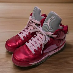Nike Air Jordan 5 Retro Mid Valentines Day Size 7Y 8.5 Women (GS) Red Pink