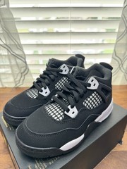 Nike Air Jordan 4 Retro “White Thunder” Size 13C (PS) FV4537-001 No Lid B Grade