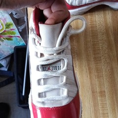 Jordan Air Jordan 11 Retro GS White/Red Mid Top Patent Leather 6Y 2011