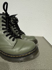 Dr Martens Olive Green 1460 J Boots Junior Kids US 1 / UK 13 / EU 32 – AW004