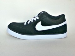 AUTHENTIC NIKE AVID JR 6.0 434727-002