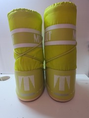 Moon Boot Green Unisex Snow Boot Water Resistant Mid-Calf Nylon (sz 7-8.5)