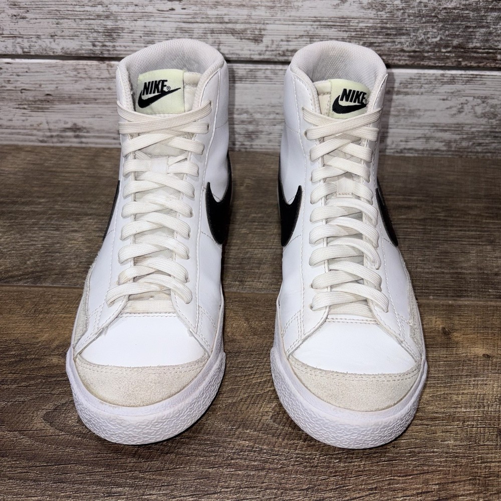 Nike Blazer Mid ’77 DA4086-109 Unisex Big Kids Sneaker Sz Youth 5.5Y Lime Green