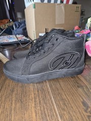 Heelys Racer 20 Mid Black Unisex Kids Athletic Skate Sneakers with Wheels