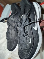 7 Y Nike Uplift Sc (GS)