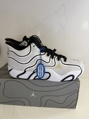 Jordan Tatum 3 (GS) Kids Basketball Sneakers 6Y Low Top White/Gold/Black