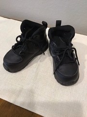 Nike Unisex Kids Black Solid High Top Lace Up Athletic Sneakers Logo Round Toe
