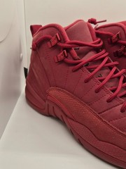 Size 6.5y – Jordan 12 Retro Mid Gym Red – 153265-601
