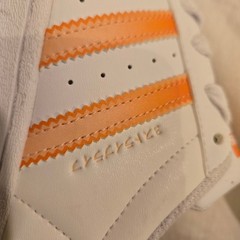 Adidas Superstar Size 6 Shell Toe Retro White Orange Crush HP5404 EUC