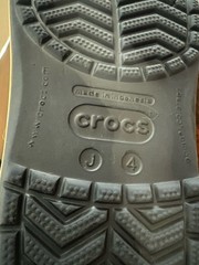 Juniors CROCS CROSBAND Navy Red & White Shoes Size J4